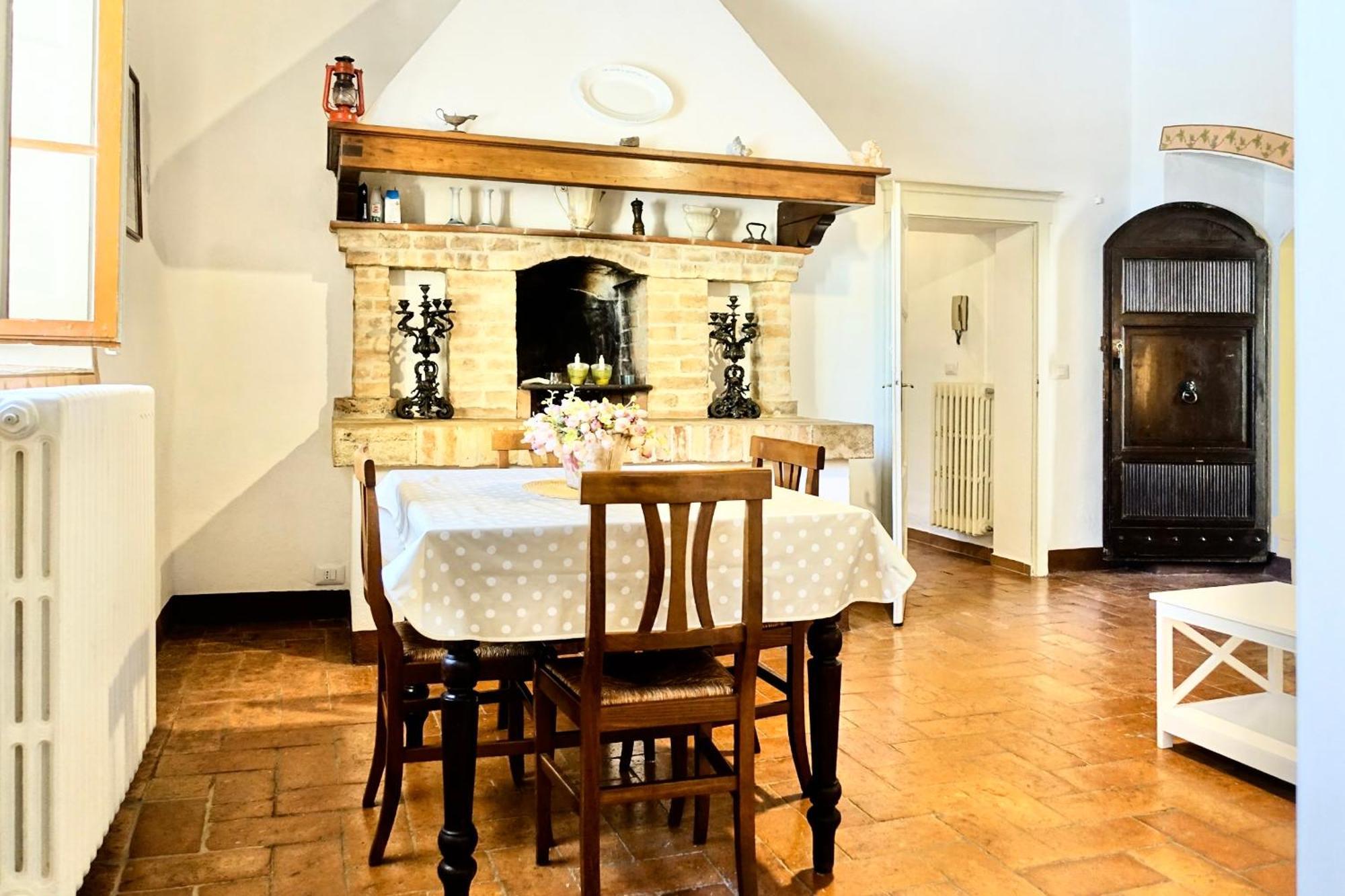 Villa Buonsignori - Wine & Olive Oil Farm Корсано Экстерьер фото