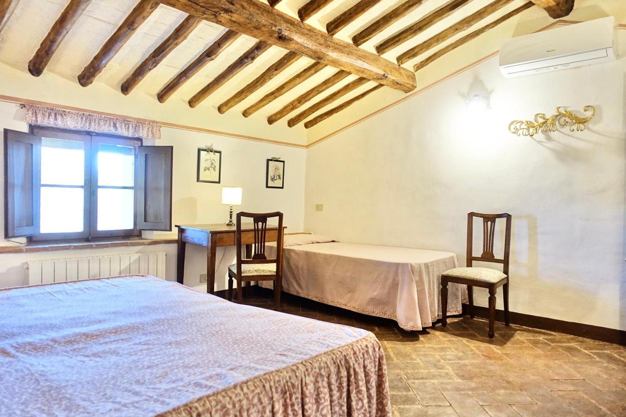 Villa Buonsignori - Wine & Olive Oil Farm Корсано Экстерьер фото